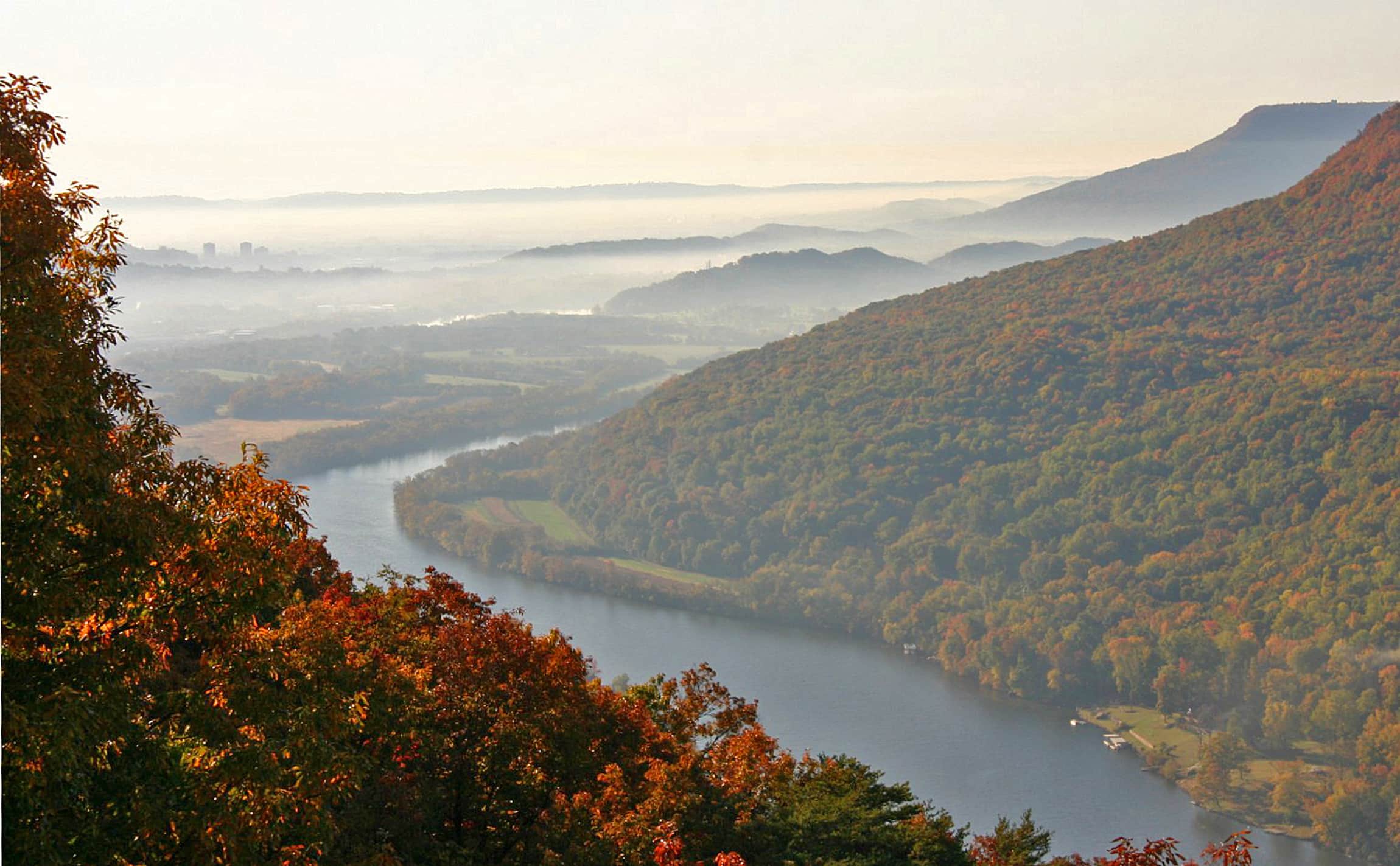 10 Best Places to See Fall Colors in Chattanooga, Tennessee10 Best
