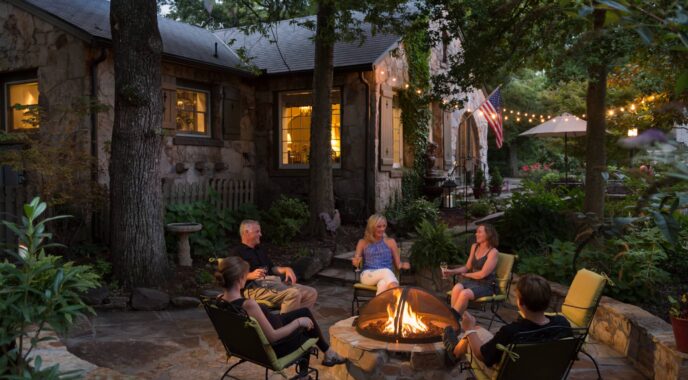 Chattanooga Bed & Breakfast In Lookout Mountain, GA | Chanticleer Inn